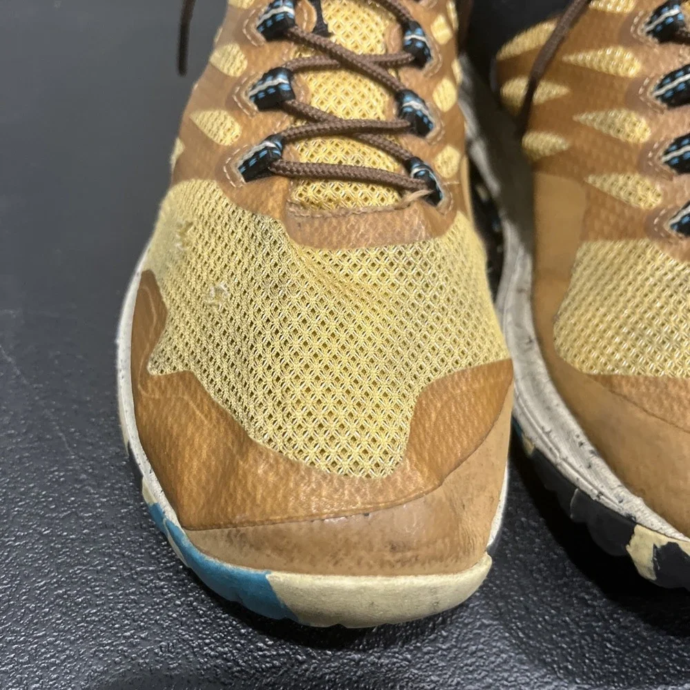 Merrell Sneakers Men 9 Gold Nova 2 Trail Running Shoes J066721 Vibram Mesh Trail